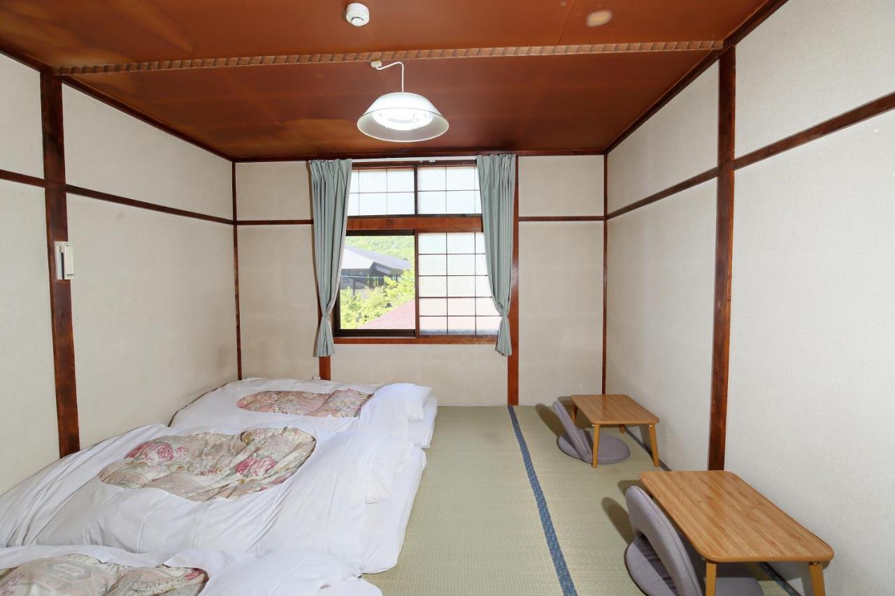 Guest House Shikotsu Kamui Chitose  Exterior photo