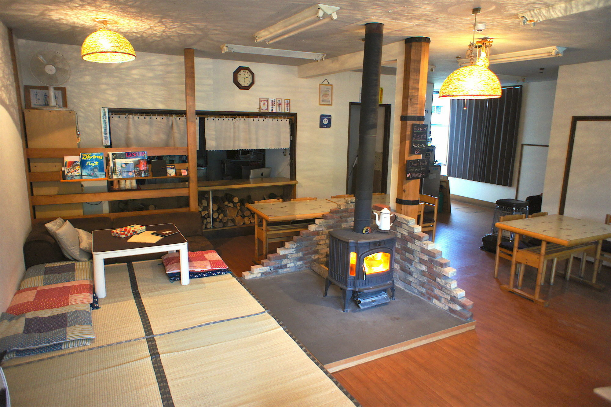 Guest House Shikotsu Kamui Chitose  Exterior photo